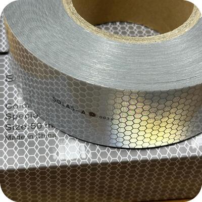 برچسب‌های بازتابنده SOLAS دریایی - مورد استفاده برای حلقه‌های نجات در کشتی‌ها